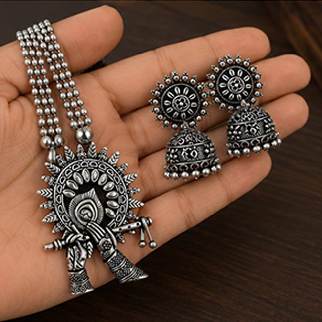 Pack of 1 Silver Oxidized Krishna Flute Necklace Set | Jhumka & Nose Pin
