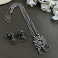 Pack of 1 Silver Oxidized Krishna Flute Necklace Set | Jhumka & Nose Pin