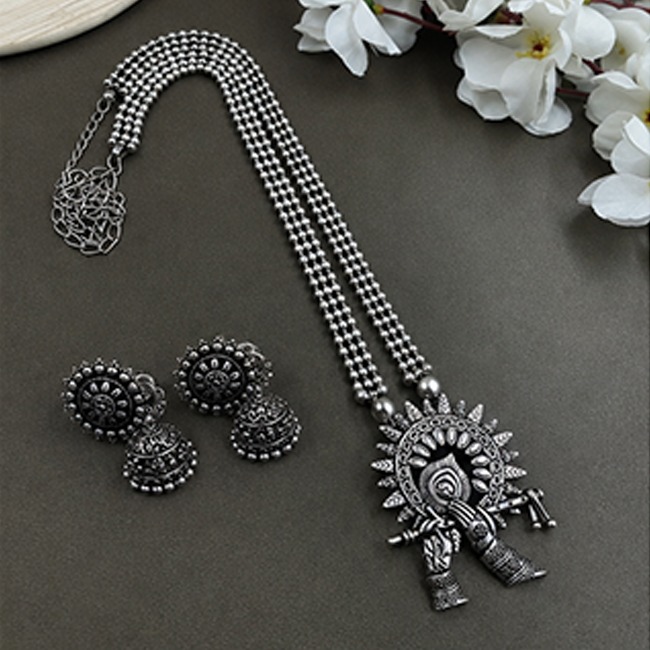 Pack of 1 Silver Oxidized Krishna Flute Necklace Set | Jhumka & Nose Pin